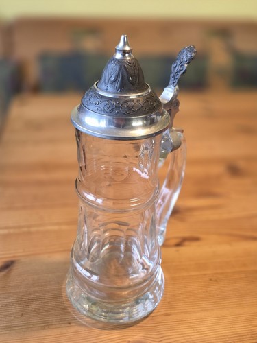 Glas bierkrug mit zinndeckel - glas-bierkrug,