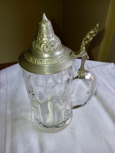 Antiker relief glaskrug mit - glaskrug,