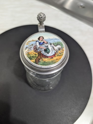 Glaskrug mit zinndeckel - mit,