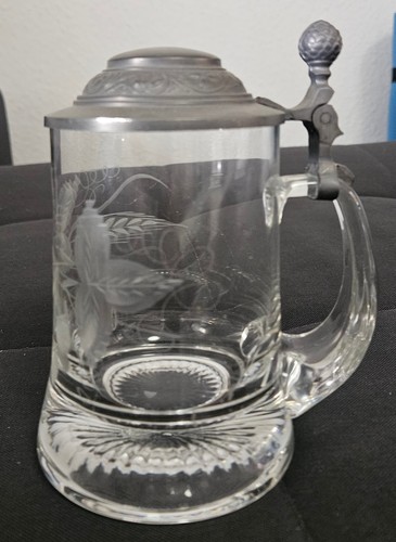 Vintage bierkrug aus glas - bierkrug,