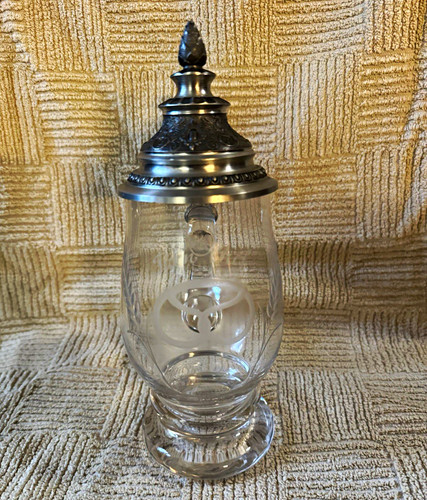 Glas bierkrug mit zinndeckel - glas-bierkrug,