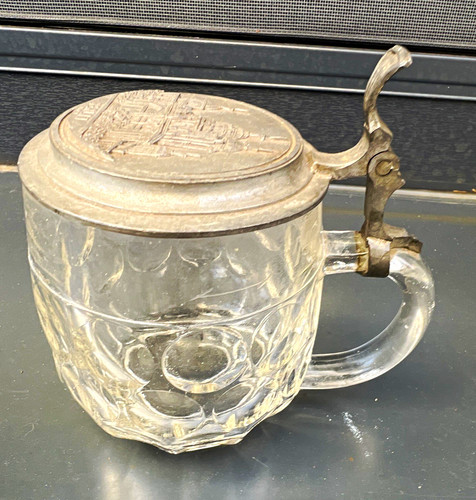 Altes glas bierkrug - altes, glas-bierkrug