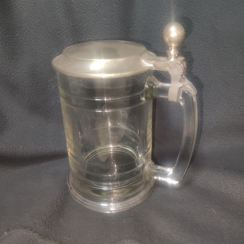 Glas bierkrug mit zinndeckel - mit,
