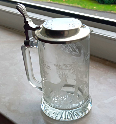 Glas bierkrug mit zinndeckel - glas-bierkrug,